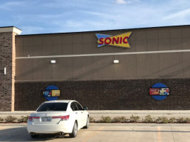 Sonic Drive-in outside