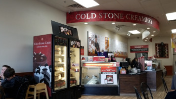 Cold Stone Creamery inside