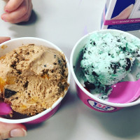 Baskin-robbins food