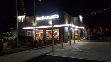 Mcdonald's outside