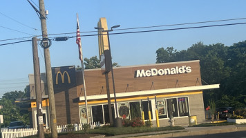 Mcdonald's outside