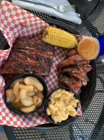 Riverside Smoke House Grill food