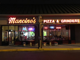 Mancino's Pizza Grinders In Lex food