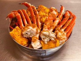 Crab King Cajun Boil food