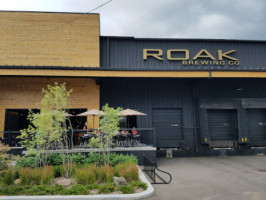Roak Horse Brewing Company outside