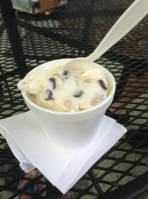 Sweetberries Eatery And Frozen Custard food