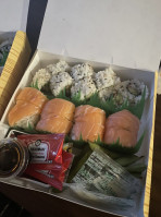 Sushi Daddy inside