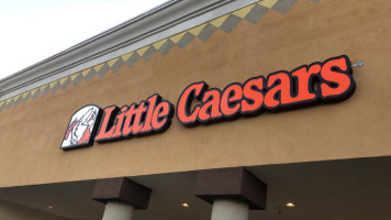 Little Caesars Pizza food