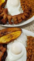 Gela's Place Colombian Cuisine food