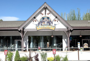 Big Bear Lake Brewing Company outside