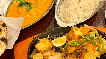 New Shaan Indian Cuisine food