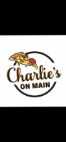 Charlie's On Main Pizza food