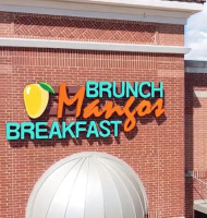 Mango's Breakfast Brunch Keller outside