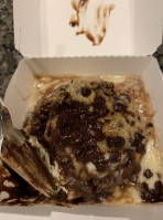 Cinnaholic food