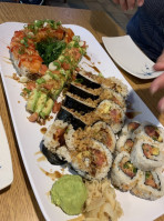 Keep It Rollin' Sushi inside