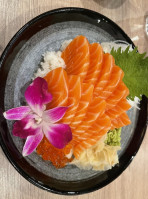 Neko Sushi, food