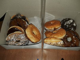 Neil’s Donuts food