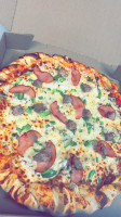 Mac's Pizza food