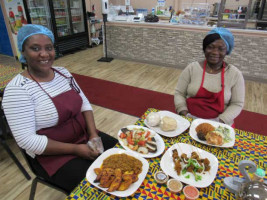 Elnas African Delights food