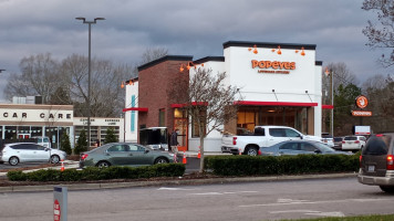 Popeyes Louisiana Kitchen outside