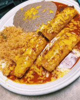 El Aguila Real Mexican food