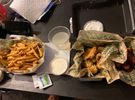 Wingstop food