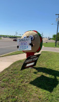 Cinnabon outside