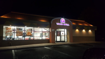 Taco Bell inside