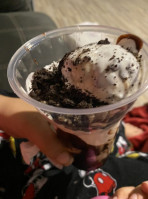 Baskin-robbins food