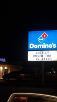 Domino's Pizza outside