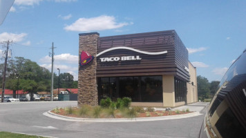 Taco Bell outside