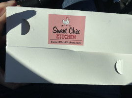 Sweet Chix Kitchen food