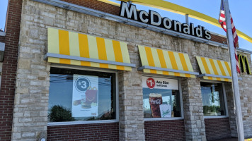 Mcdonald's outside