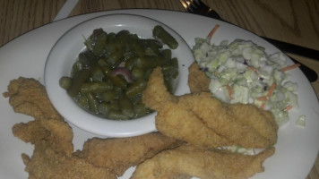 Philly’s Fish N Chicken food