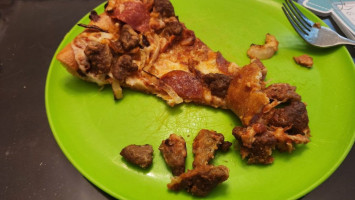 Pizza Hut food