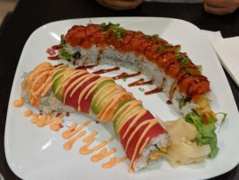 Sushi Kudasai food