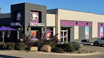 Taco Bell outside