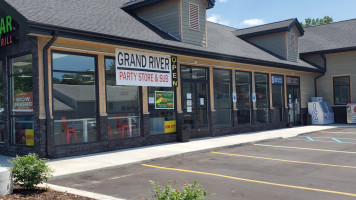 Grand River Party Store Subs food