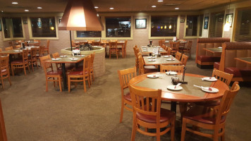 Pizza Hut inside