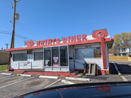 Robert’s Brint's Diner inside