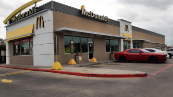 Mcdonald's outside