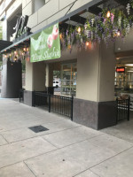Vela Cafe outside