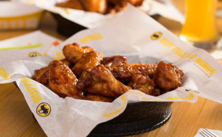 Buffalo Wild Wings food