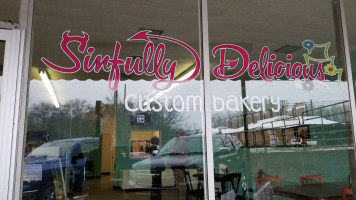 Sinfully Delicious Custom Bakery outside