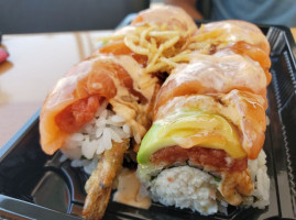 Niya Sushi food