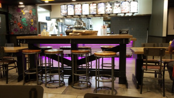 Taco Bell inside