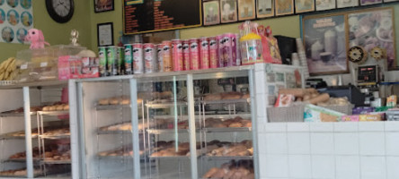 Victory Donuts inside