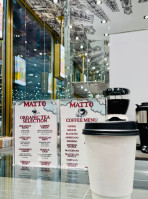 Matto Espresso outside