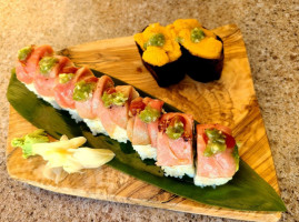 Toroko Sushi inside