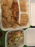 Linda's Mexican Delights food